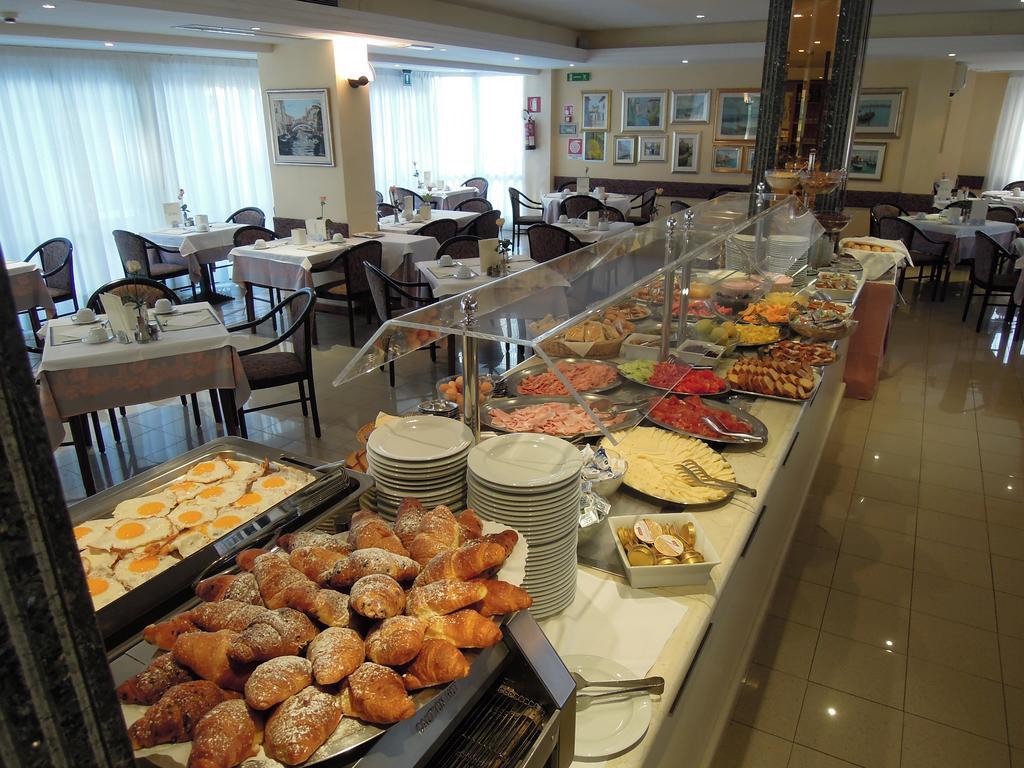 Hotel Conca Verde Λινιάνο Σαμπιαντόρο Εξωτερικό φωτογραφία