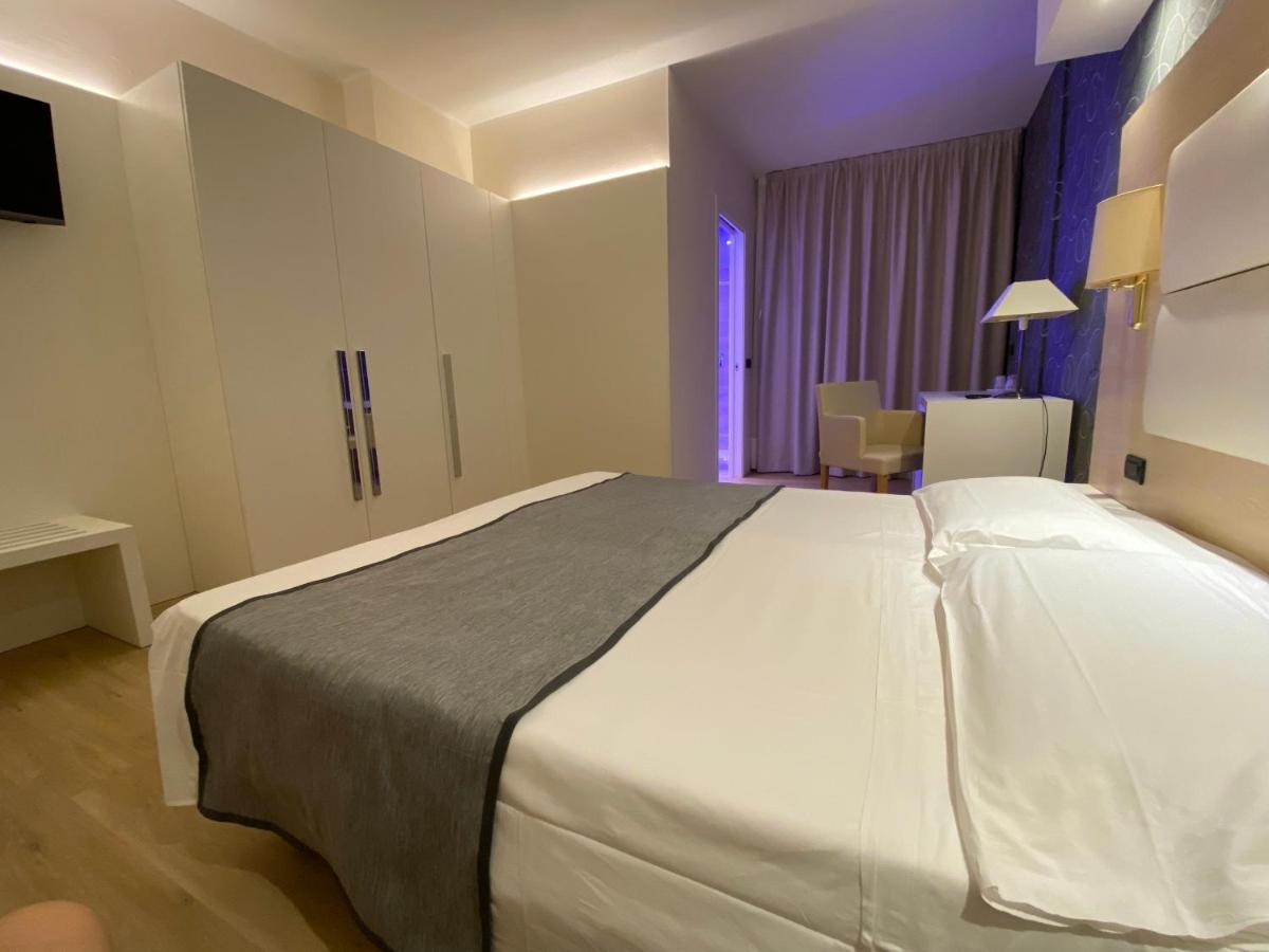 Hotel Conca Verde Λινιάνο Σαμπιαντόρο Εξωτερικό φωτογραφία